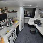 Barco Gold Prestige Marina Parque Nacoes *