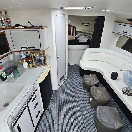 Barco Gold Prestige Marina Parque Nacoes Bådhotel *