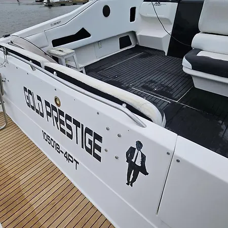 Bådhotel Barco Gold Prestige Marina Parque Nacoes