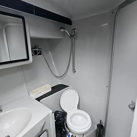 Bådhotel Barco Gold Prestige Marina Parque Nacoes Lisboa