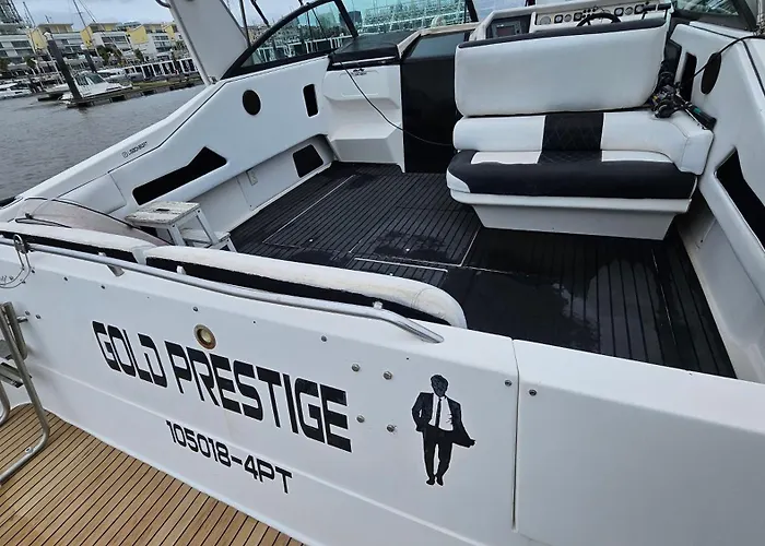 Barco Gold Prestige Marina Parque Nacoes * Lizbona