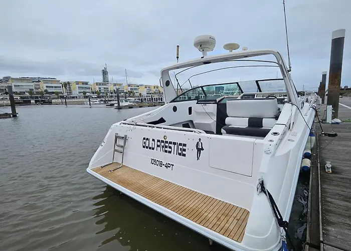 Barco Gold Prestige Marina Parque Nacoes * Lisbon