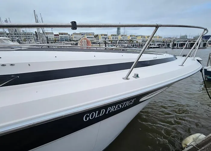 Barco Gold Prestige Marina Parque Nacoes Botel